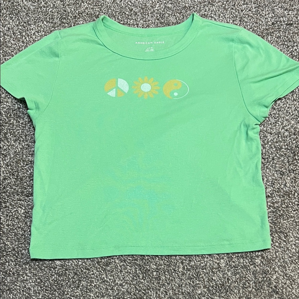 American Eagle Outfitters Cropprd Tee in Vibrant Green